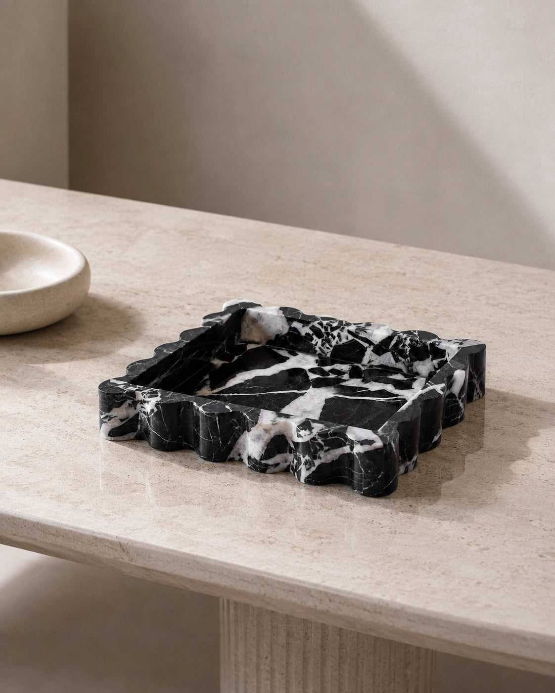 Sierra Tray, Black Bulgari Marble